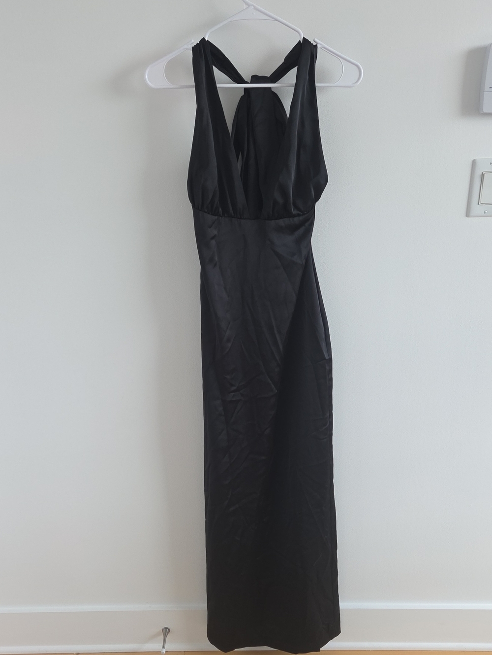 Zara LONG SATIN HALTER DRESS